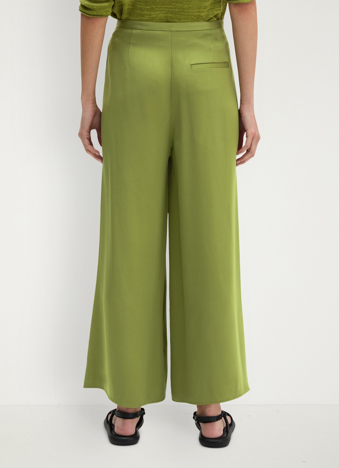 Marc O'Polo High waist wide fit broek met steekzakken - achterkant 5 shaded fern / groen