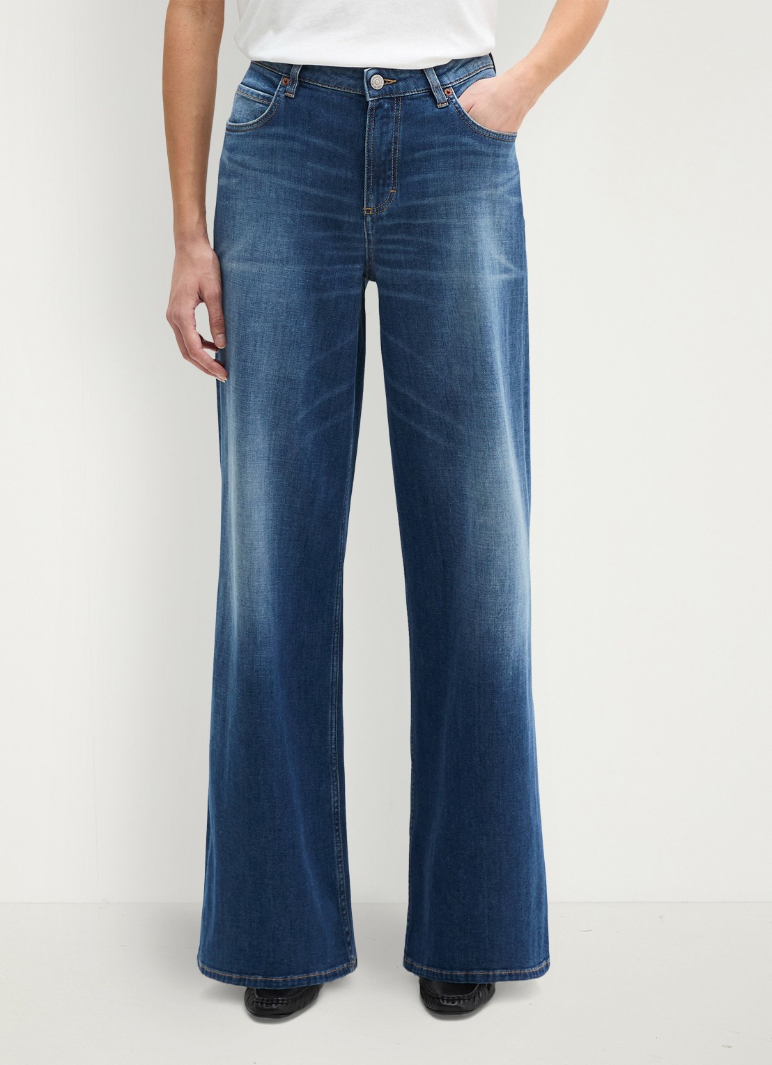 Marc O'Polo High waist wide fit jeans met medium wassing  - detail 4 indigo
