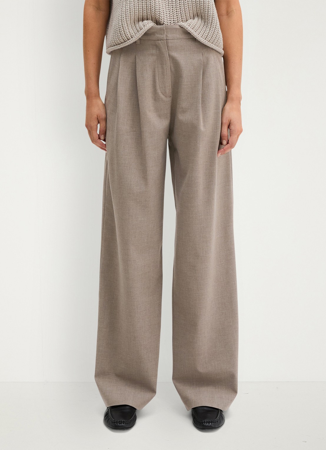 Marc O'Polo High waist wide fit pantalon met steekzakken - detail 4 lichtbruin
