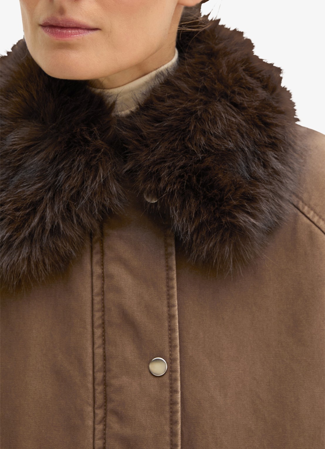 Marc O'Polo Jack met details van imitatiebont en klepzakken - detail 2 dark walnut / bruin
