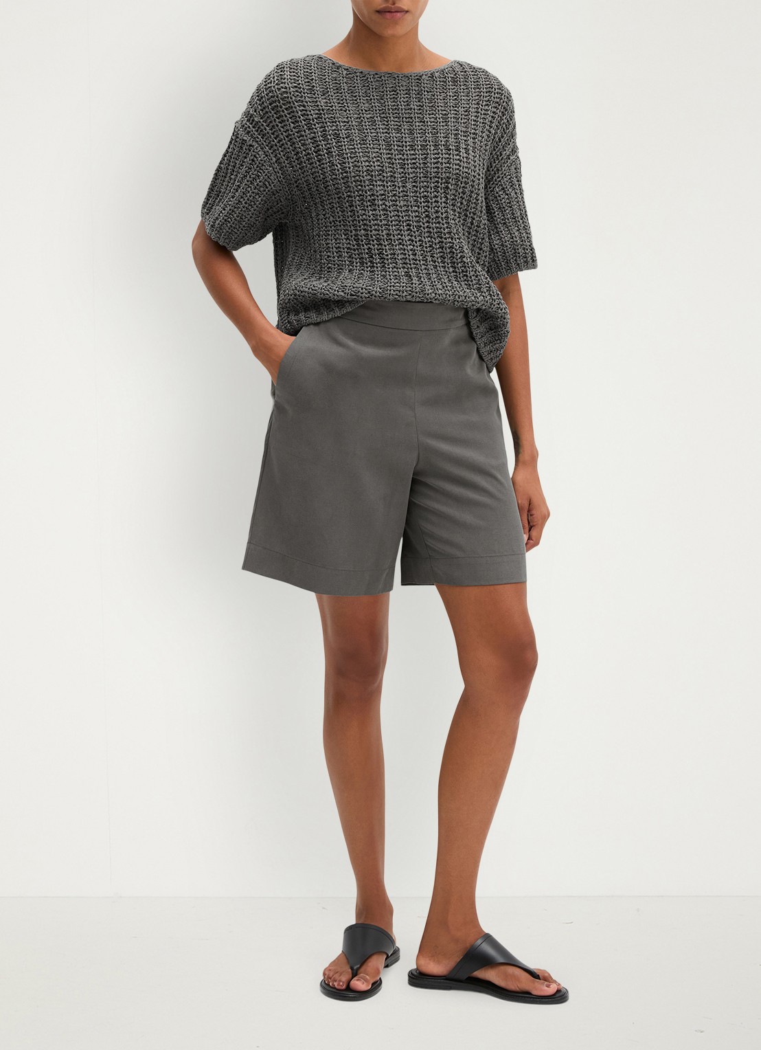 Marc O'Polo Korte broek met steekzakken - voorkant 4 oxide grey-0364 / grijs