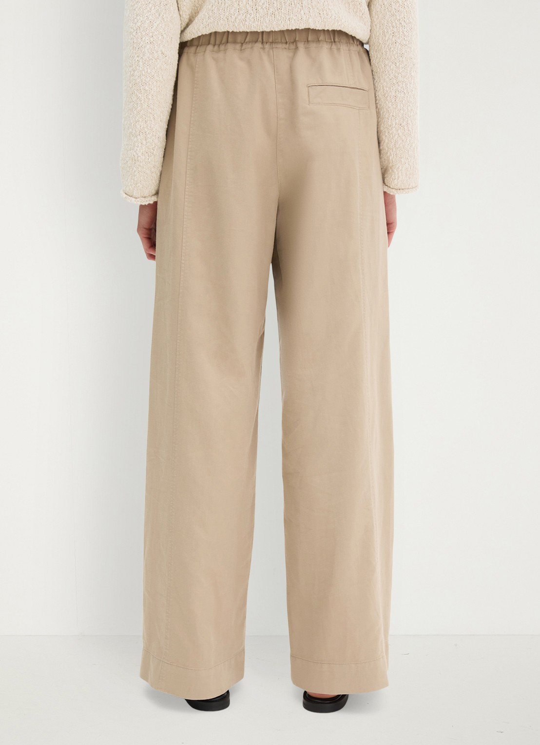 Marc O'Polo Loose fit broek in lyocell blend - achterkant 2 beige