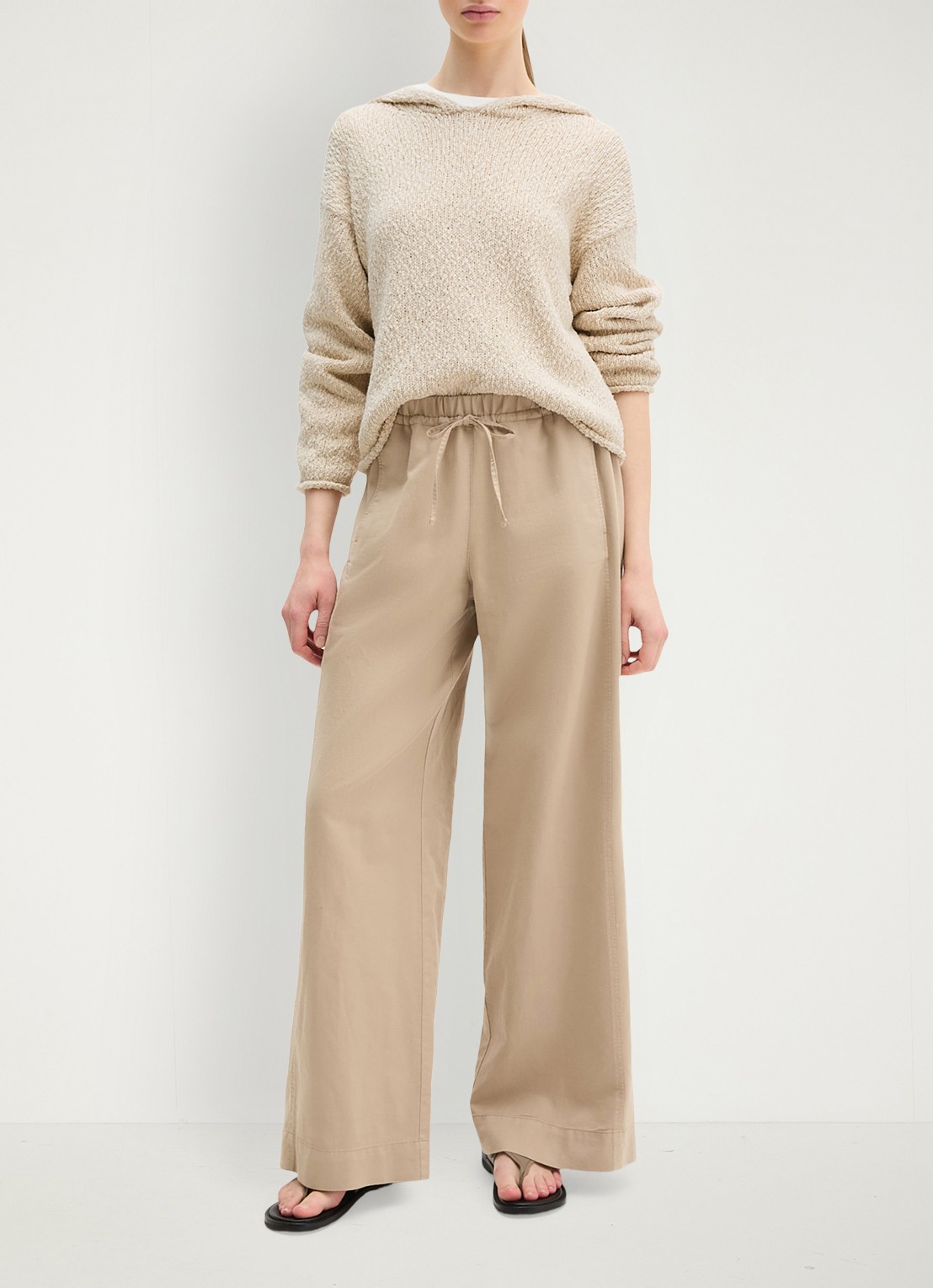 Marc O'Polo Loose fit broek in lyocell blend - voorkant 4 beige