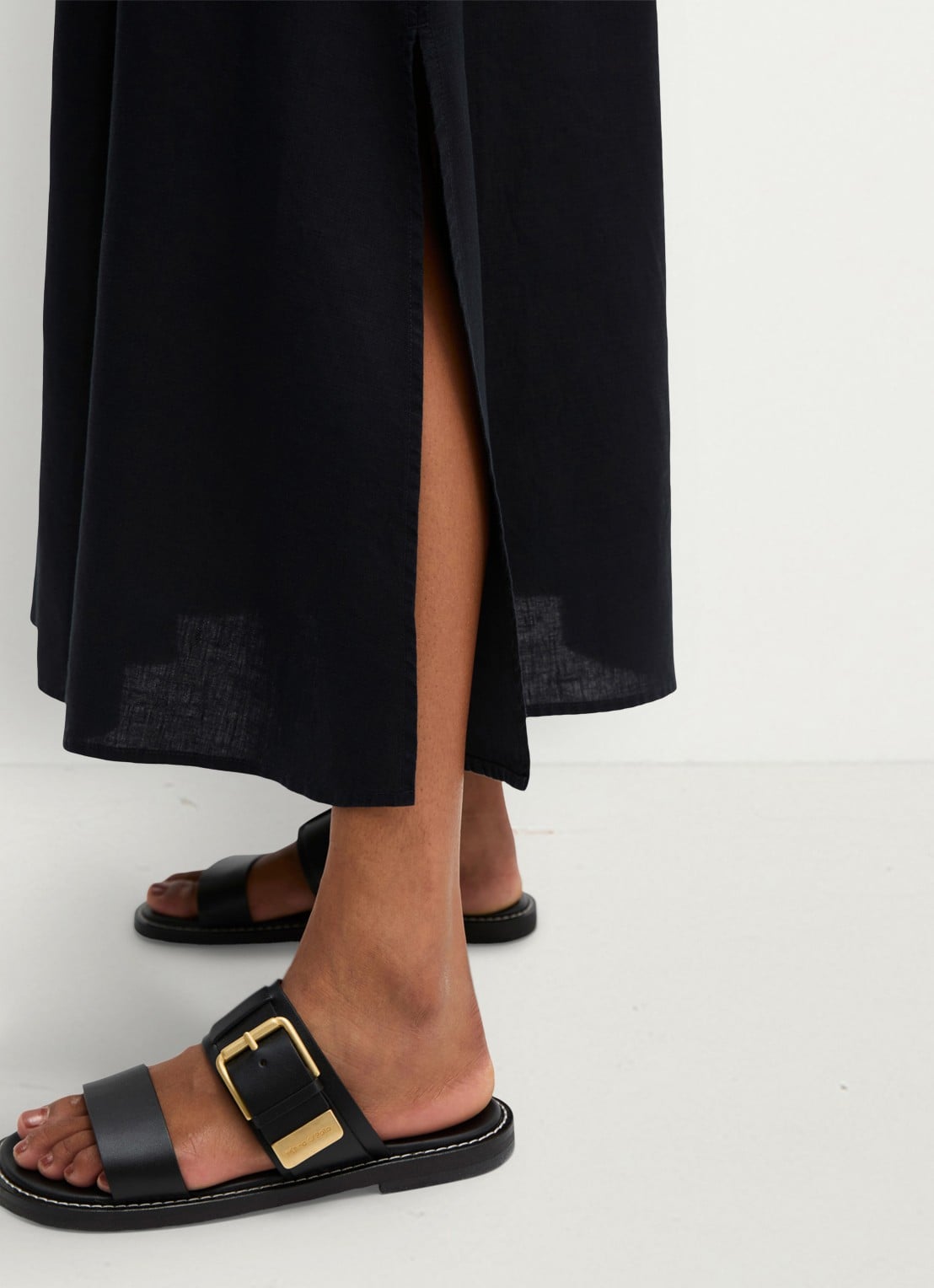 Marc O'Polo Maxi rok van linnen met plooien - detail 3 black-0001 / zwart