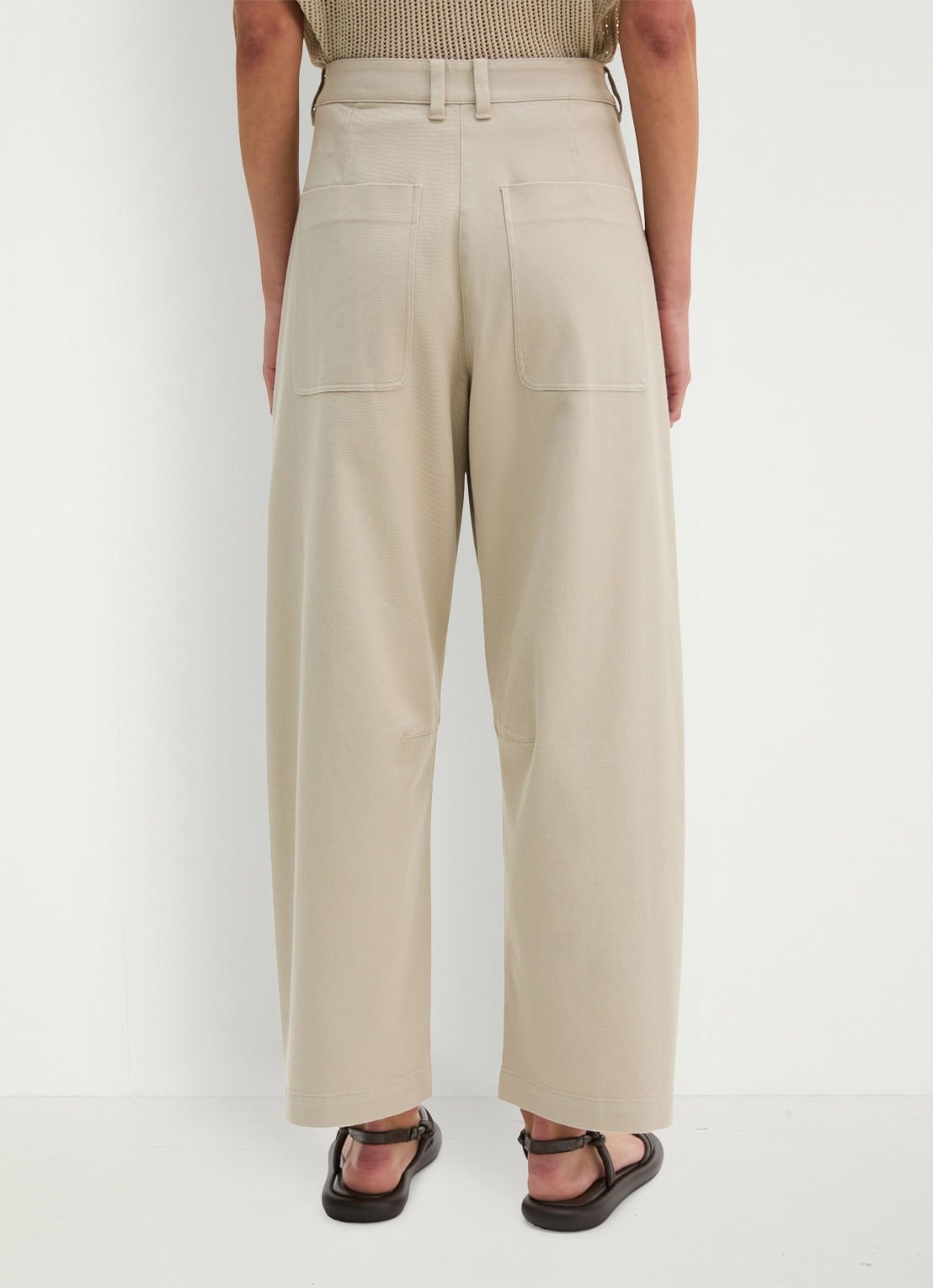 Marc O'Polo  Mid waist straight fit broek met opgestikte zakken - achterkant 5 linen beige / grijs