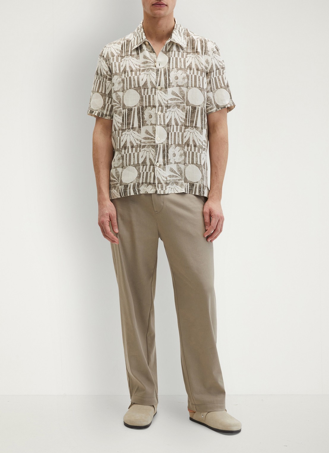 Marc O'Polo Overhemd van linnen met grafische print - voorkant 5 light brown/2094