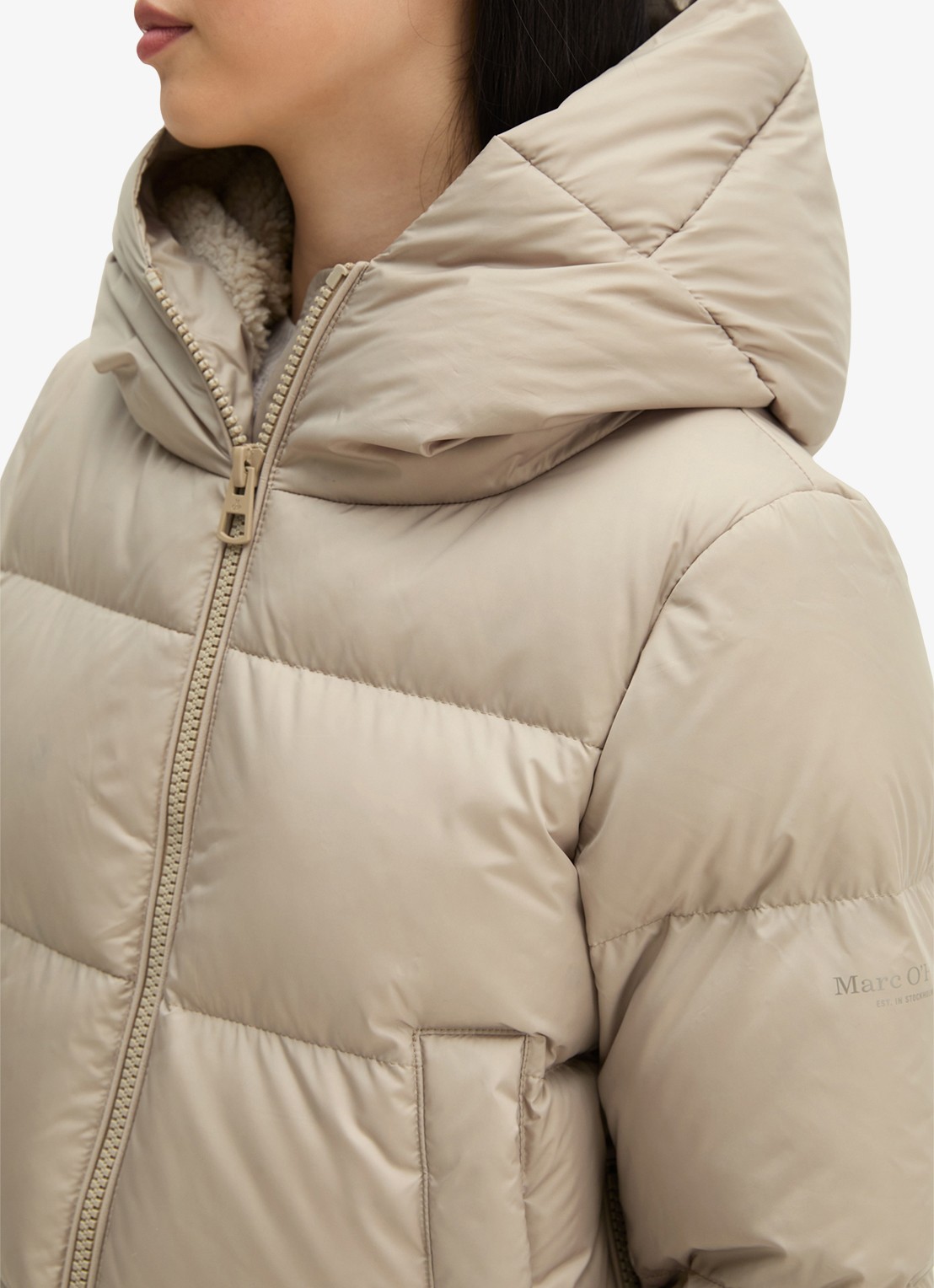 Marc O'Polo Puffer jack met capuchon en steekzakken - detail 2 earthy taupe / taupe