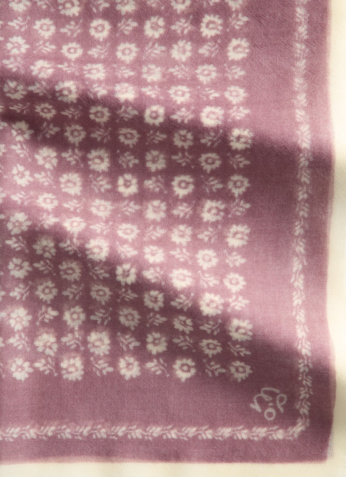 Marc O'Polo Sjaal van wol  - detail 2 roze