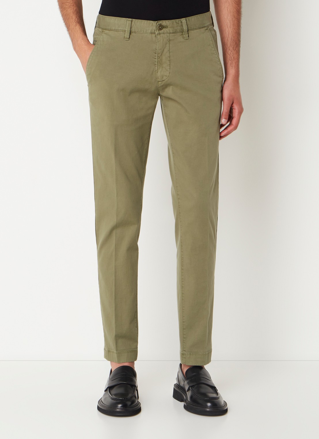 Marc O'Polo Stig shaped fit chino met stretch - detail olive-465 / groen
