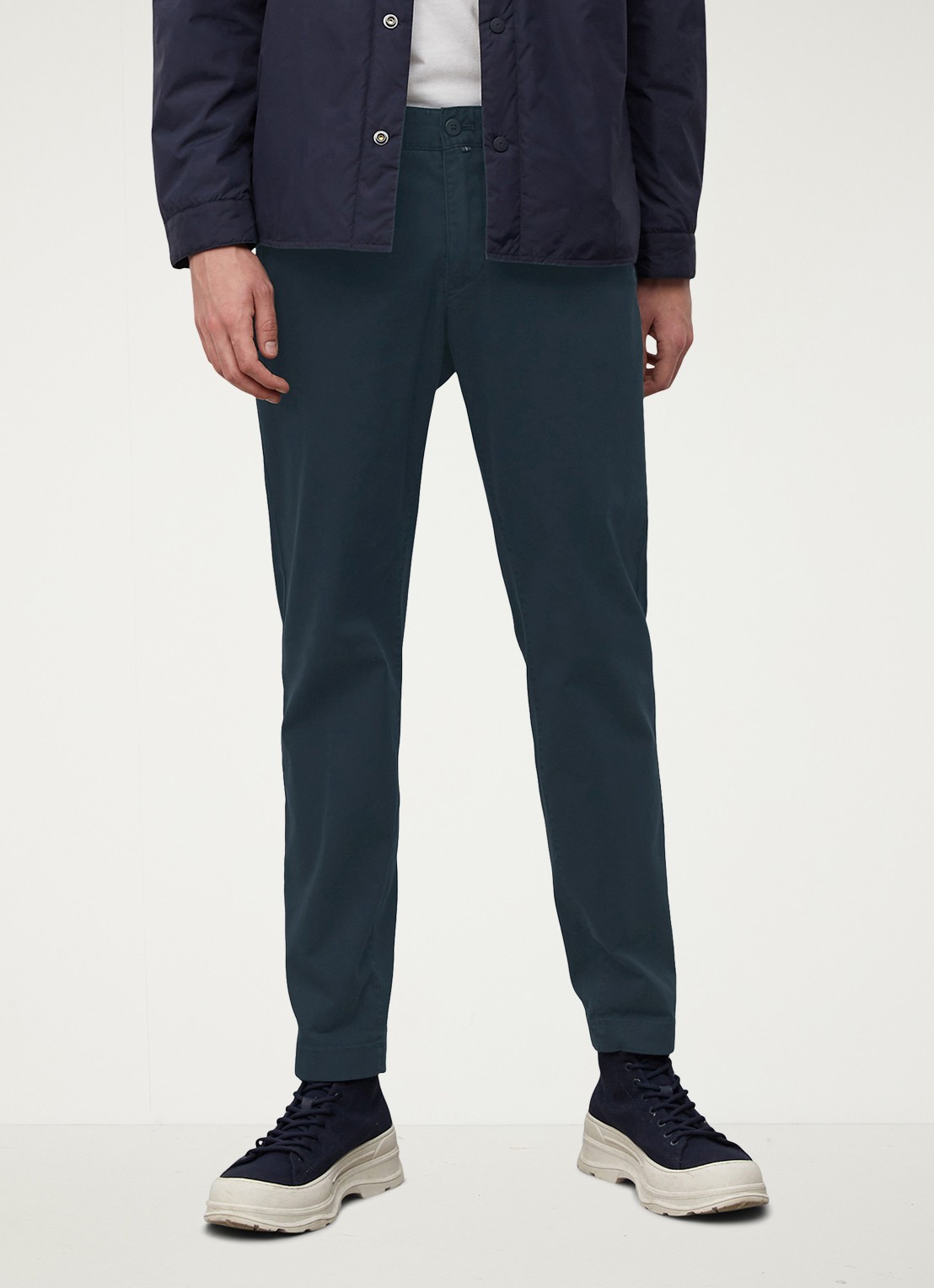 Marc O'Polo Stig shaped fit chino met stretch - voorkant 4 blauw