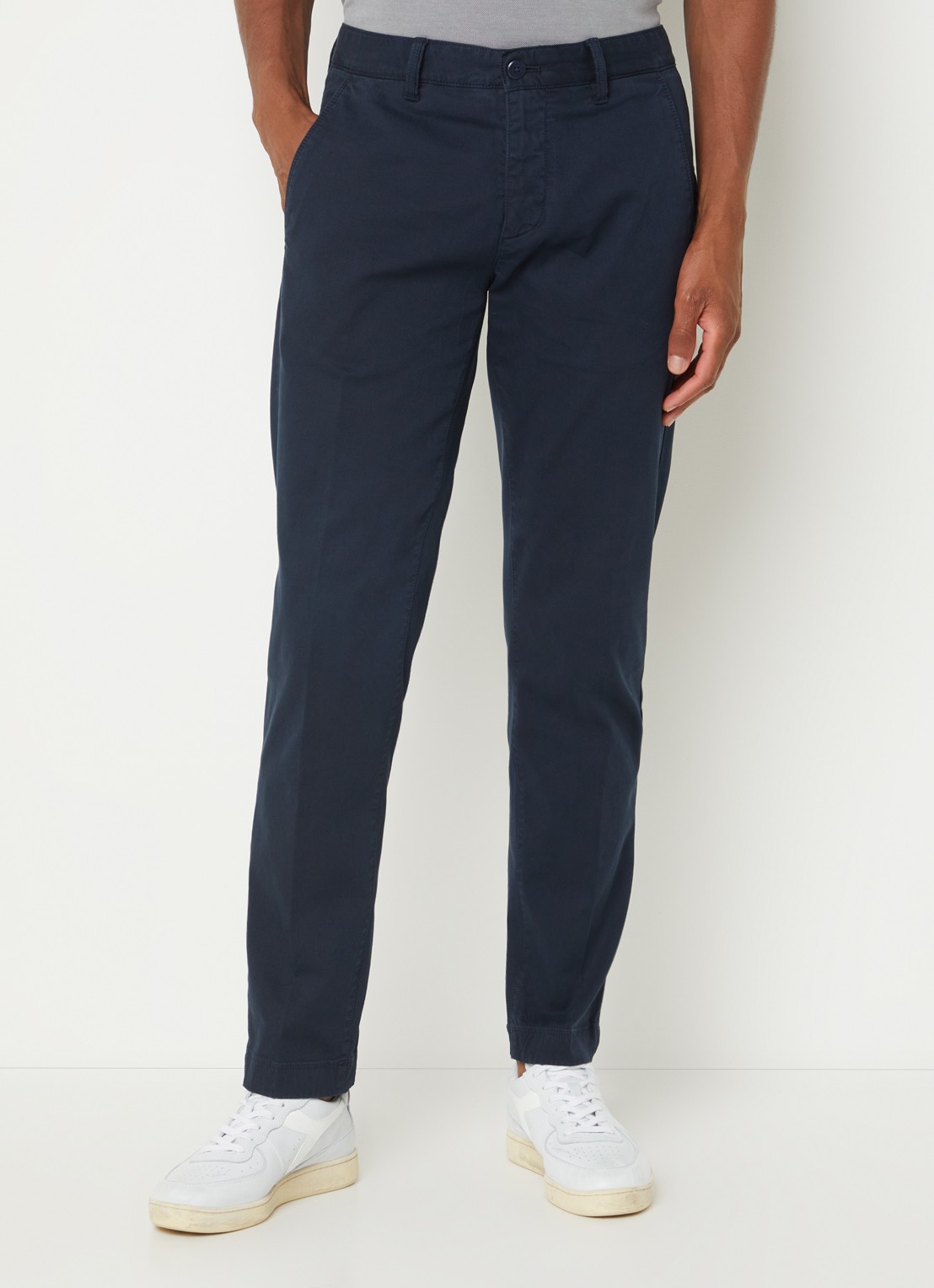 Marc O'Polo Stig shaped fit chino met stretch - detail 7 blauw