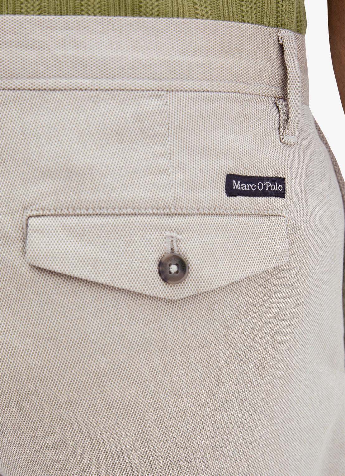 Marc O'Polo Straight fit korte broek met steekzakken - detail 2 light green 34-4090 / beige