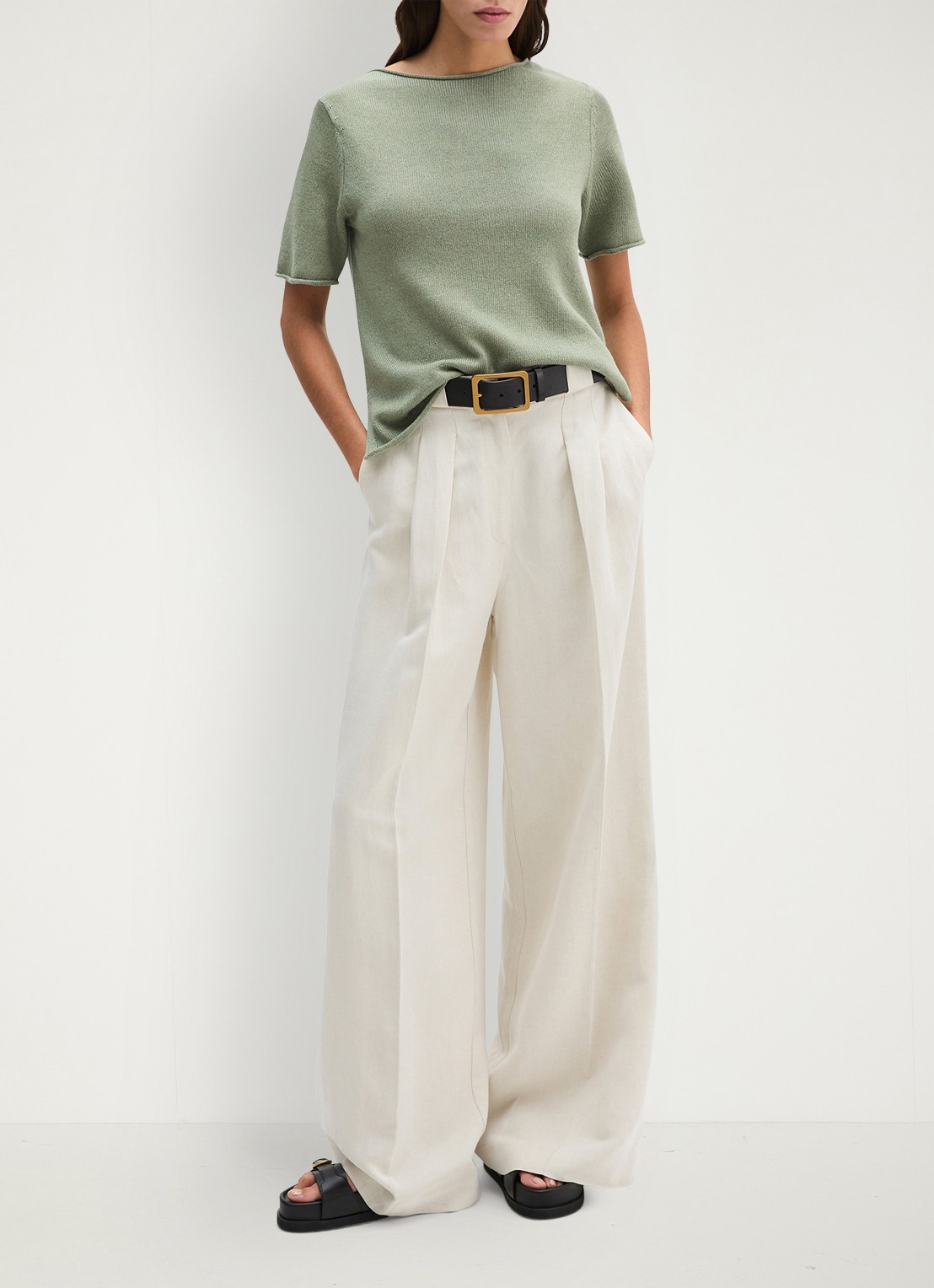 Marc O'Polo T-shirt in linnenblend met ronde hals - voorkant 2 lindegroen