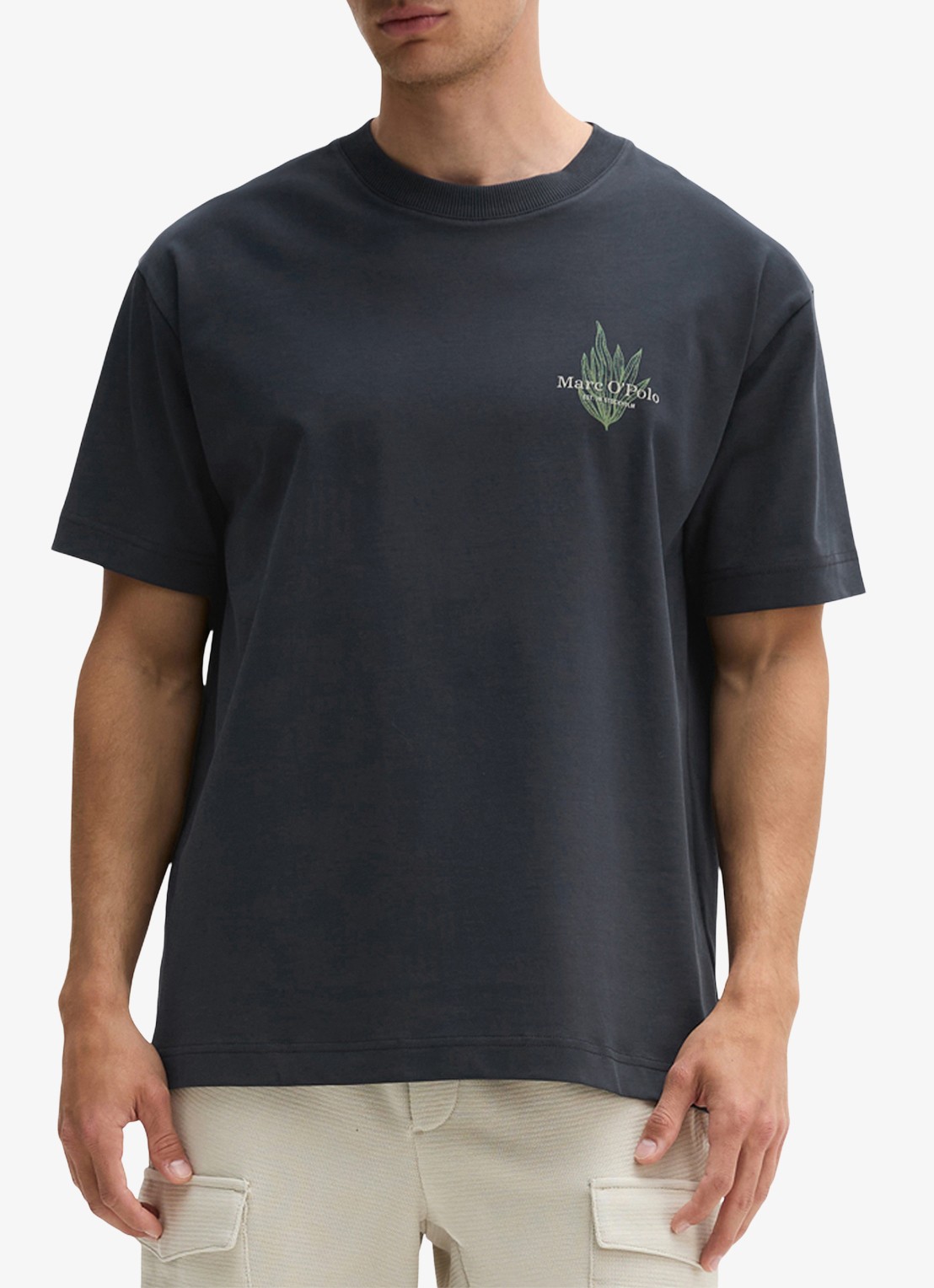Marc O'Polo T-shirt met logo- en backprint - detail 3 donkerblauw