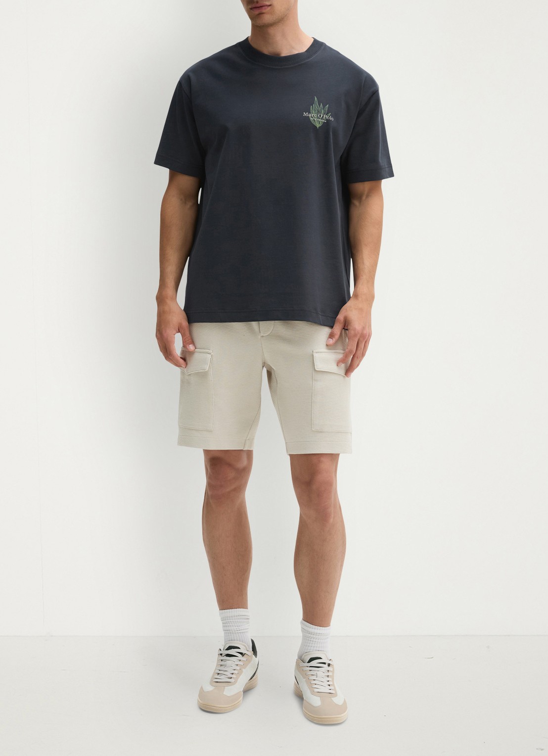 Marc O'Polo T-shirt met logo- en backprint - voorkant 2 donkerblauw