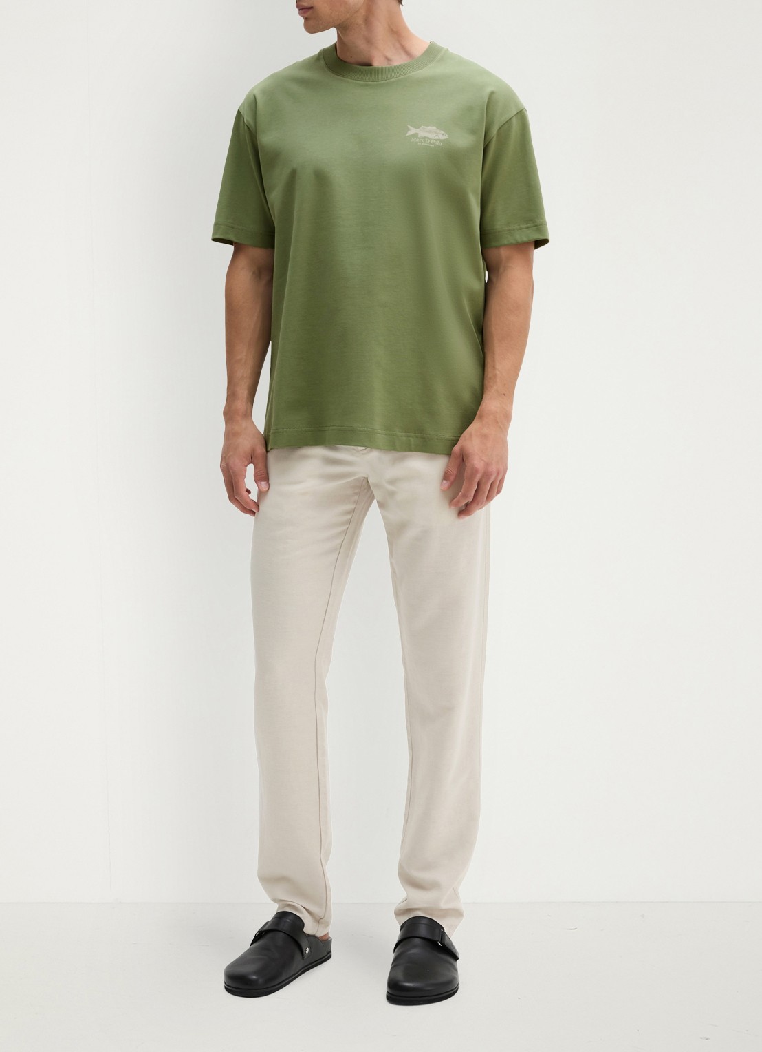 Marc O'Polo T-shirt met logo - voorkant 4 sage green-3253 / groen
