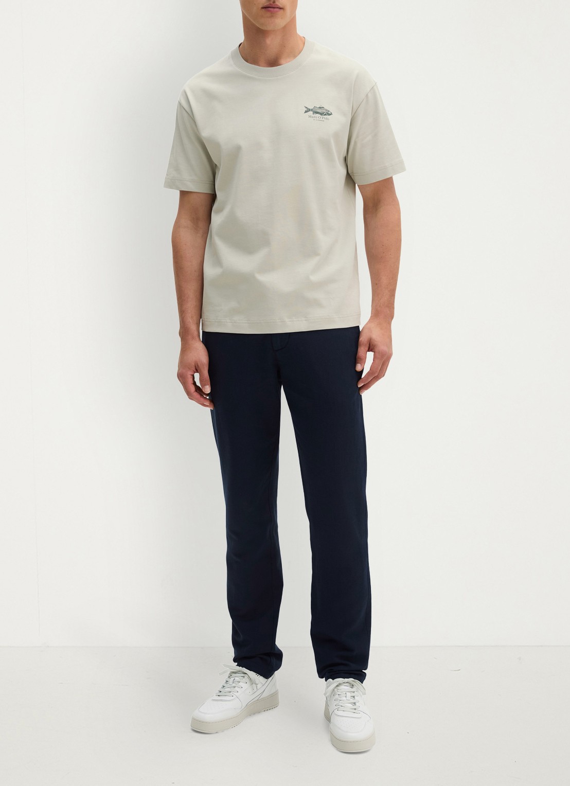 Marc O'Polo T-shirt met logo - voorkant 3 grey kit-0922 / grijs