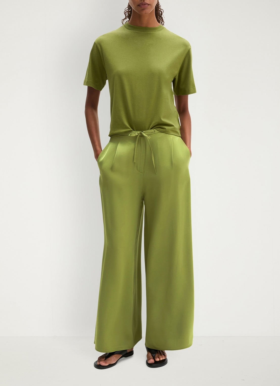 Marc O'Polo T-shirt met ronde hals - voorkant 2 shaded fern / groen