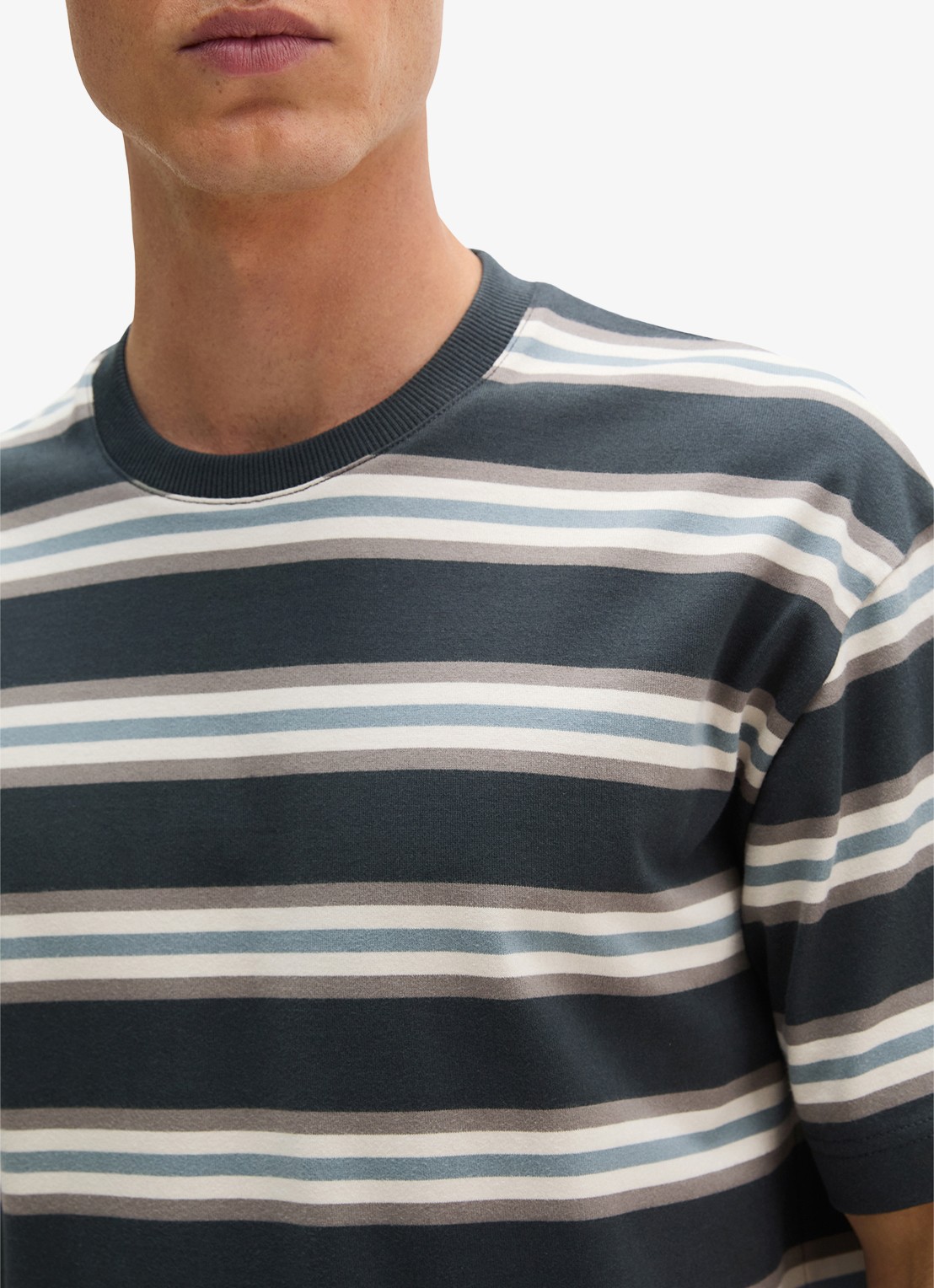 Marc O'Polo T-shirt met streepdessin  - detail 5 antraciet