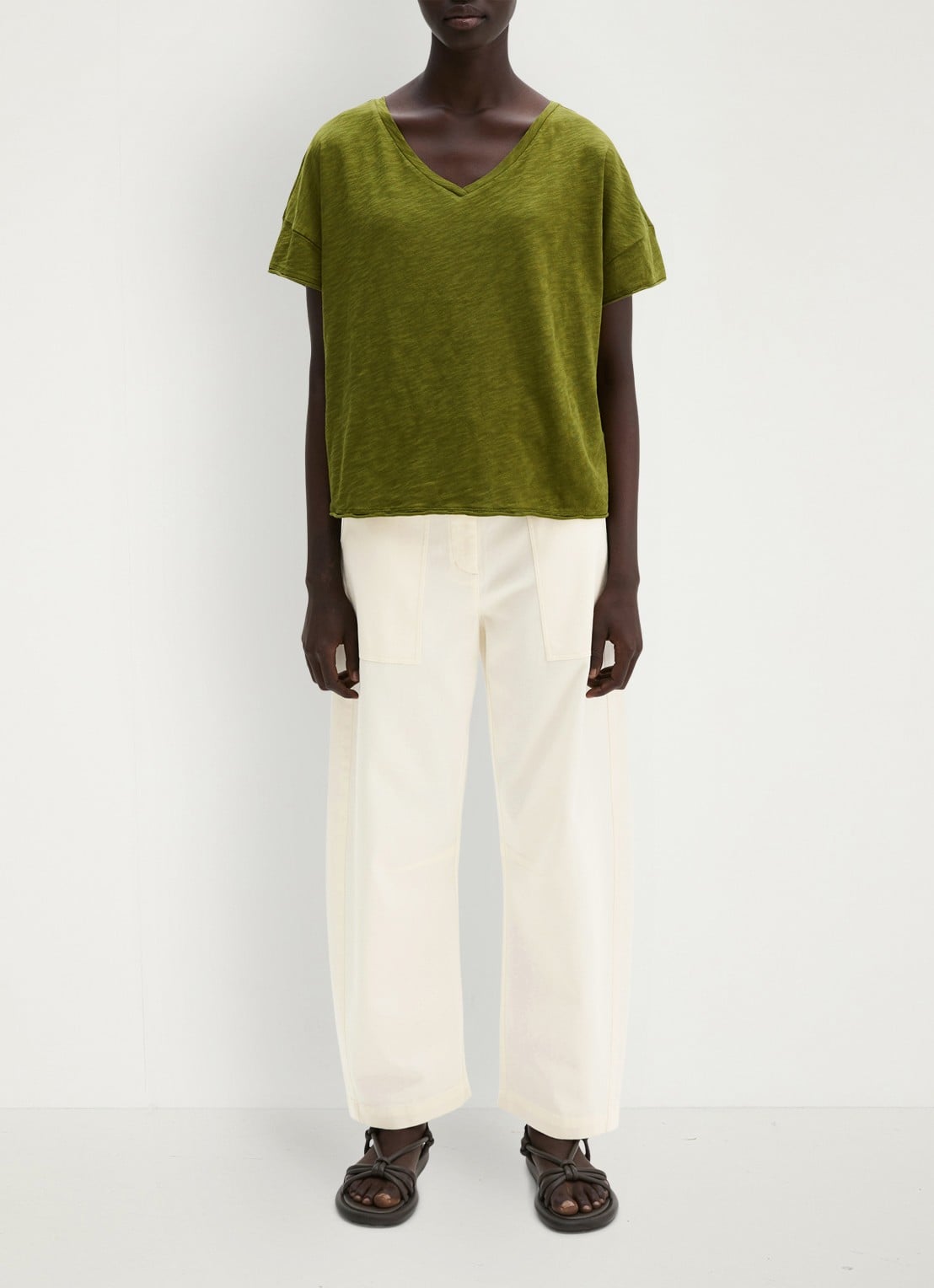 Marc O'Polo T-shirt met V-hals - voorkant 2 shaded fern / groen