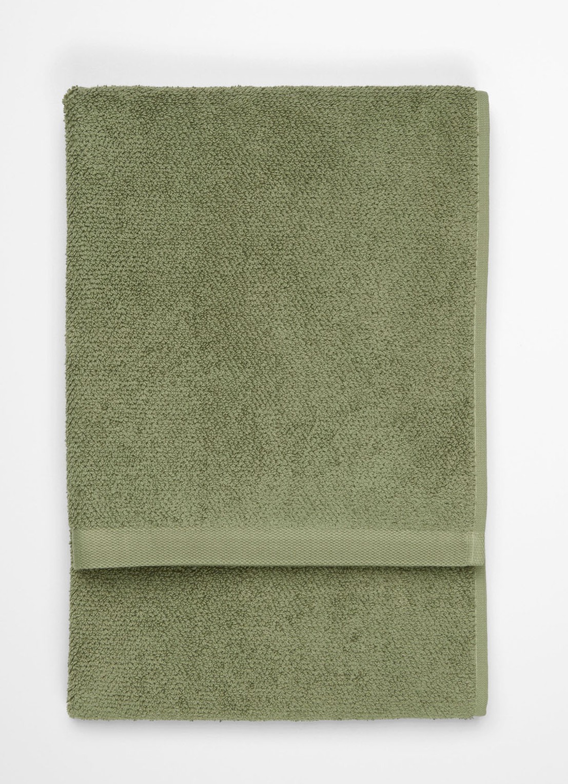 Marc O'Polo Timeless gastendoek van  katoen badstof - voorkant olijfgroen