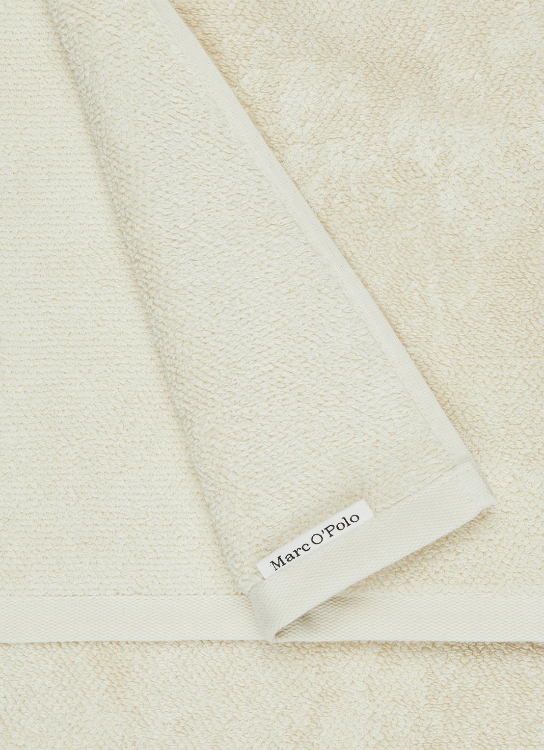 Marc O'Polo Timeless handdoek van  katoen badstof - achterkant 5 gebroken wit