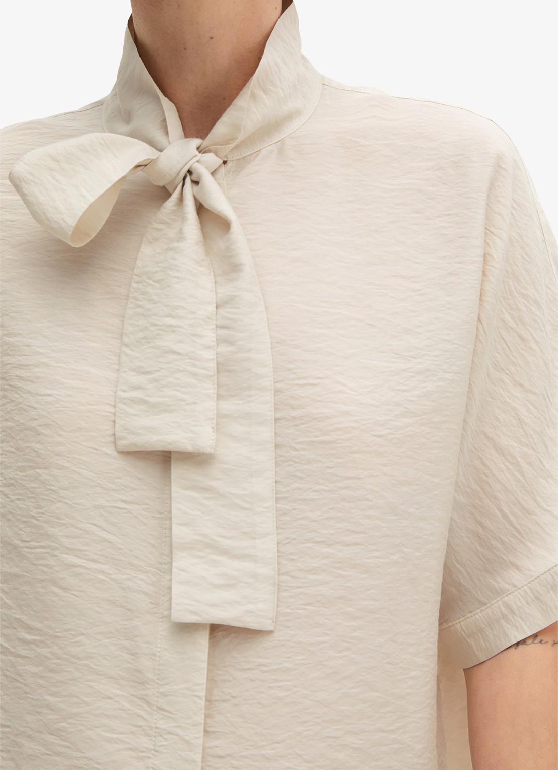Marc O'Polo Tuniek met sjaalkraag - detail 3 beige