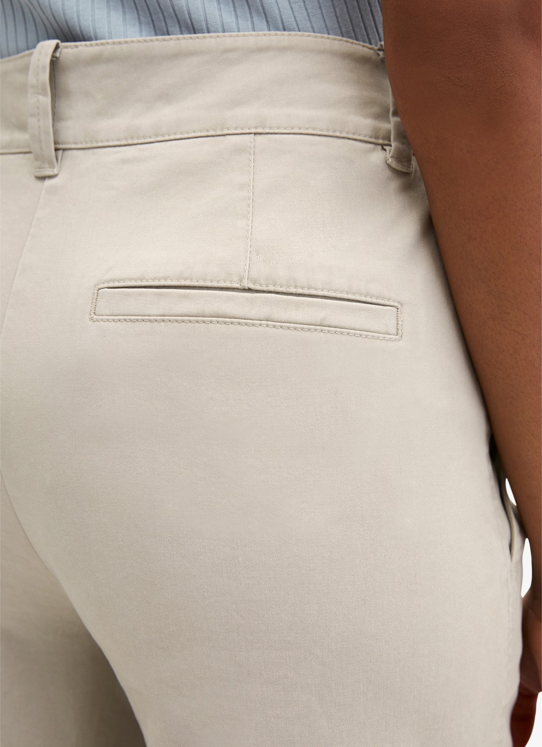 Marc O'Polo Wide fit palazzo broek met steekzakken - detail 2 beige