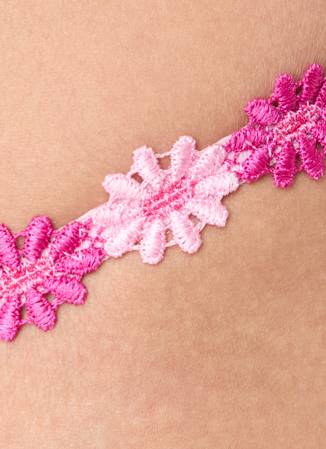 Marie Jo Avero mini string - detail 4 roze