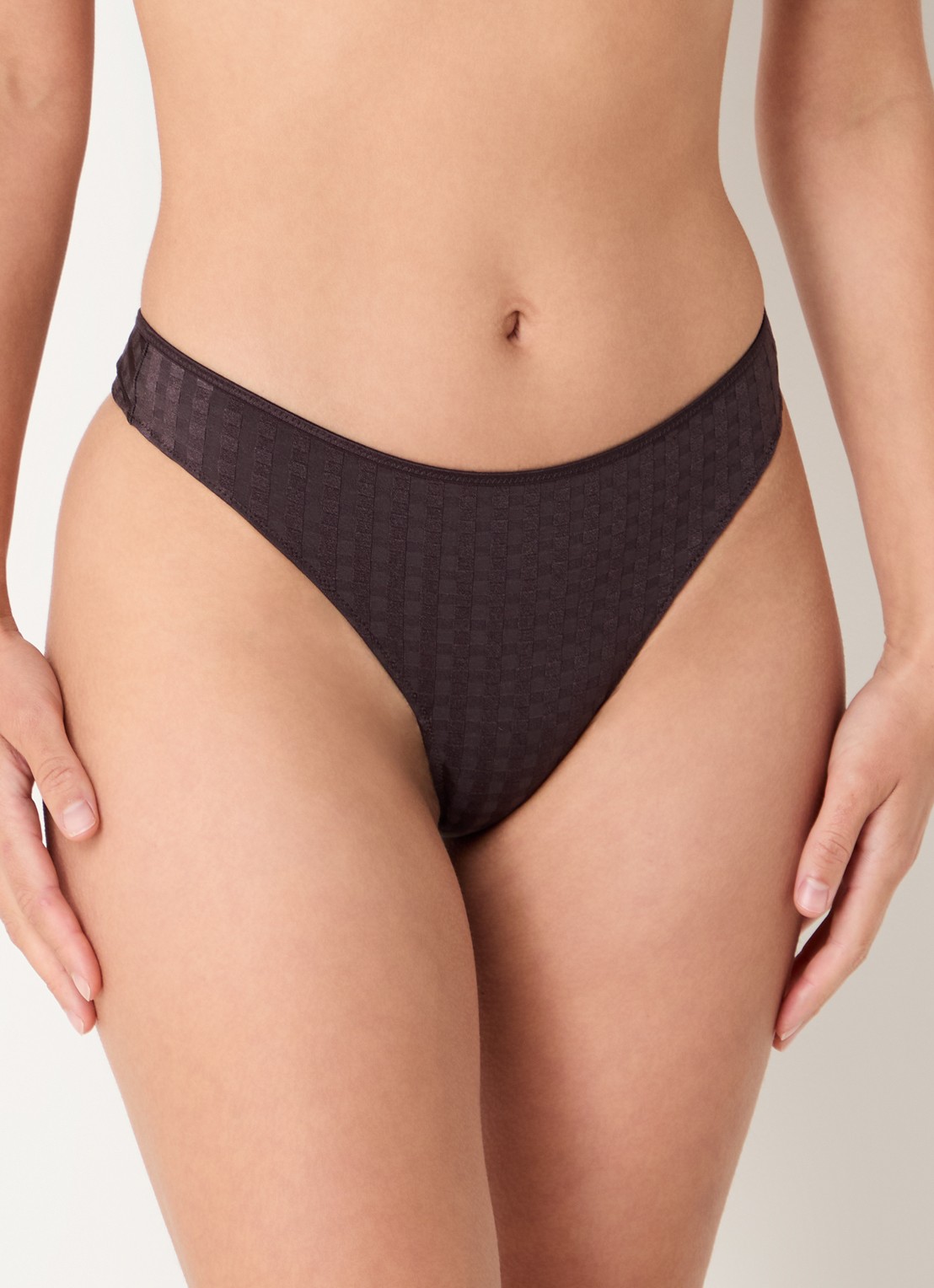 Marie Jo Avero string met ruitdessin - detail 2 donkerbruin