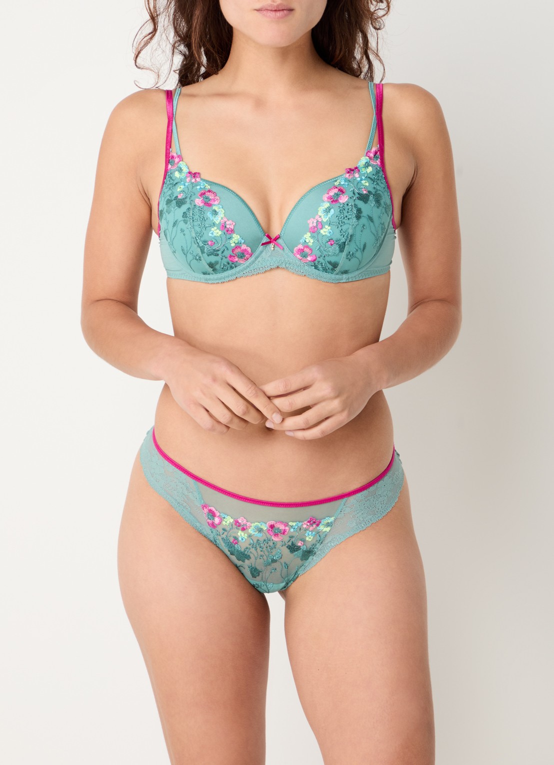 Marie Jo Lizelot tanga van kant - voorkant 4 zeegroen