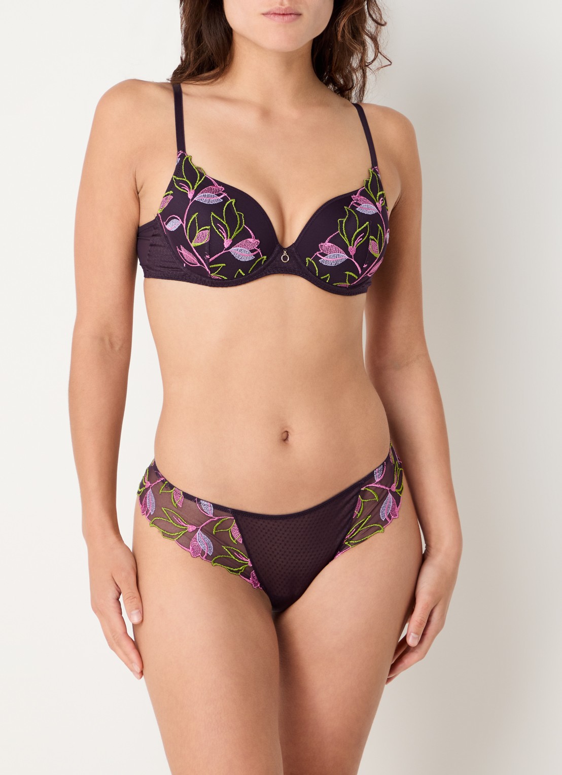 Marie Jo Loish string met borduring - voorkant 4 paars