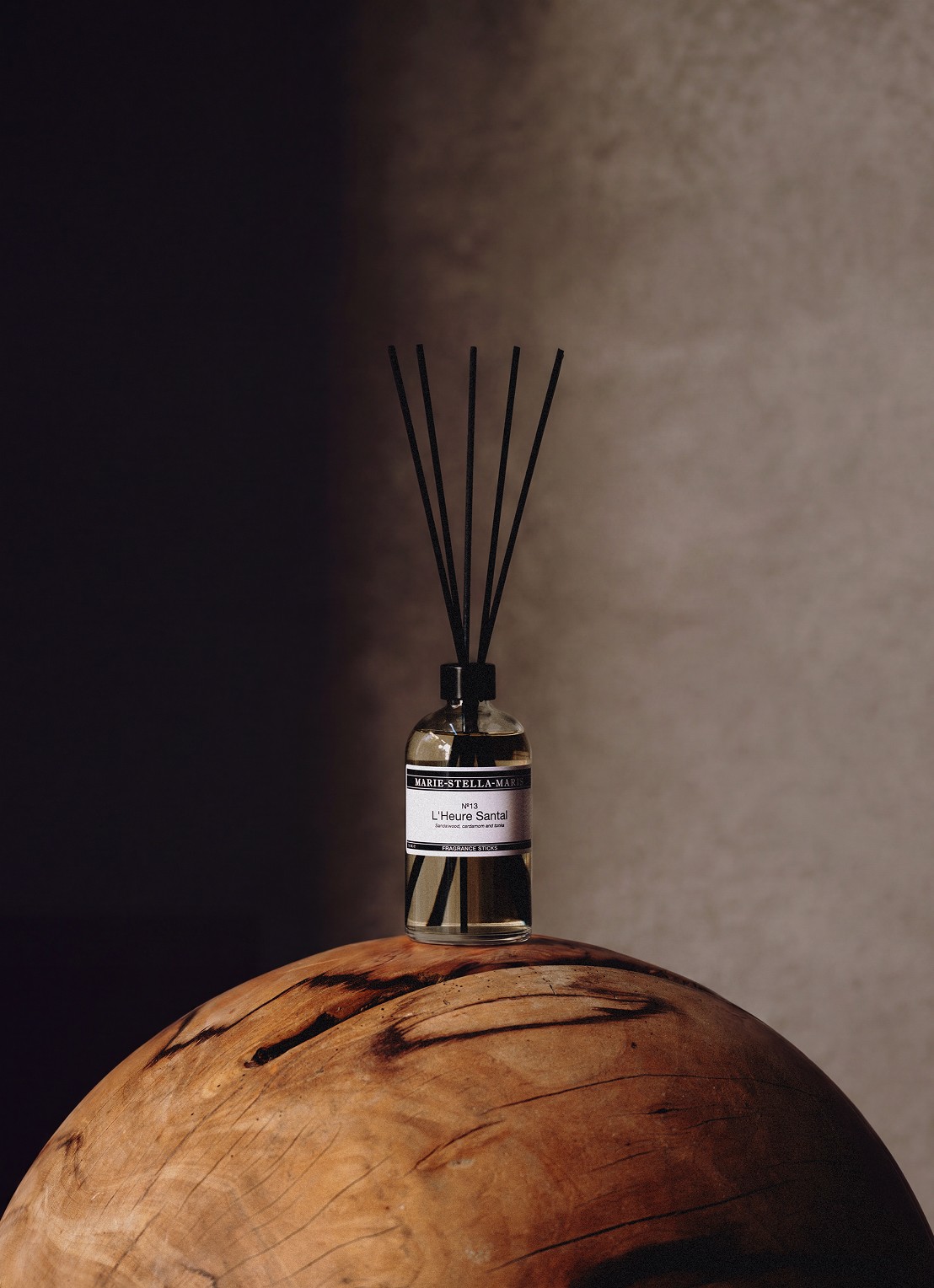 Marie-Stella-Maris L'Heure Santal geurstokjes 250 ml - voorkant 2 transparant