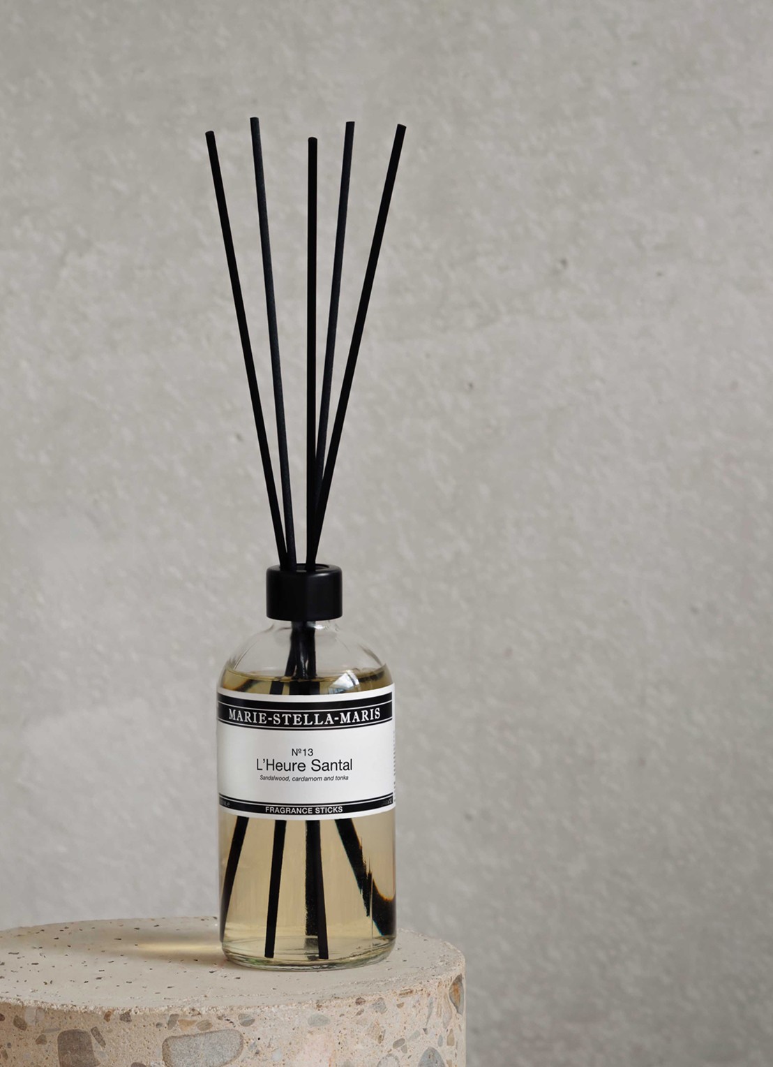 Marie-Stella-Maris L'Heure Santal geurstokjes 500 ml - voorkant 4 transparant