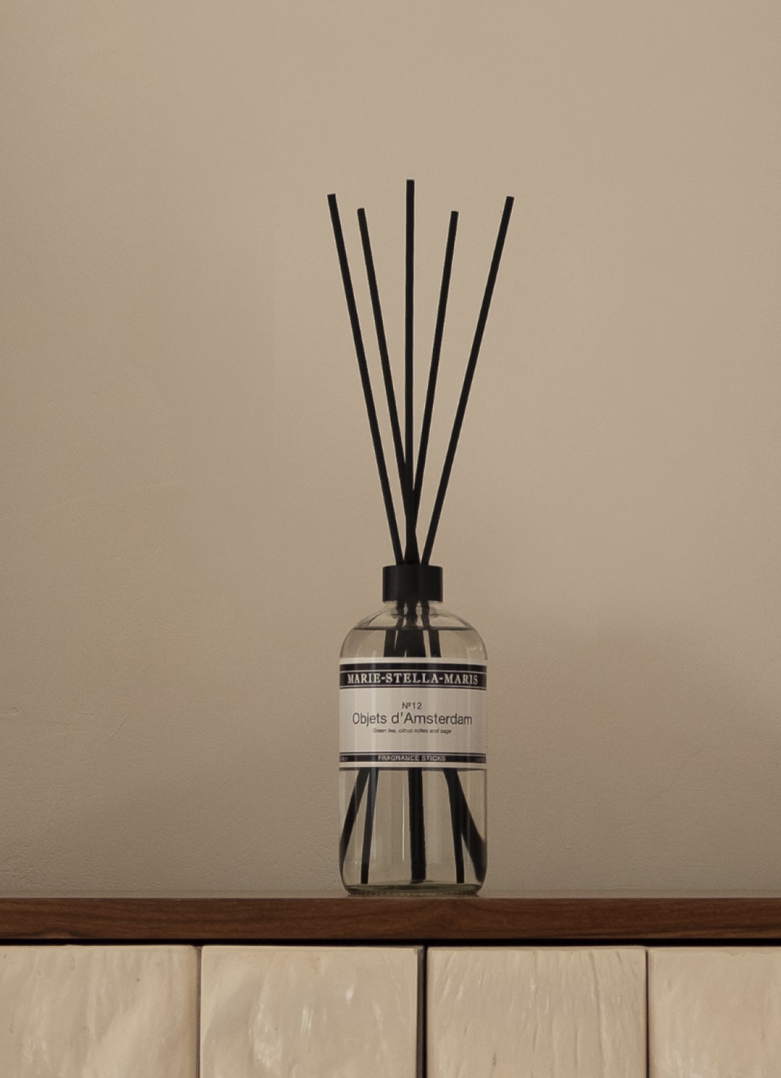 Marie-Stella-Maris No.12 Objets d'Amsterdam geurstokjes 500 ml - voorkant 4 transparant
