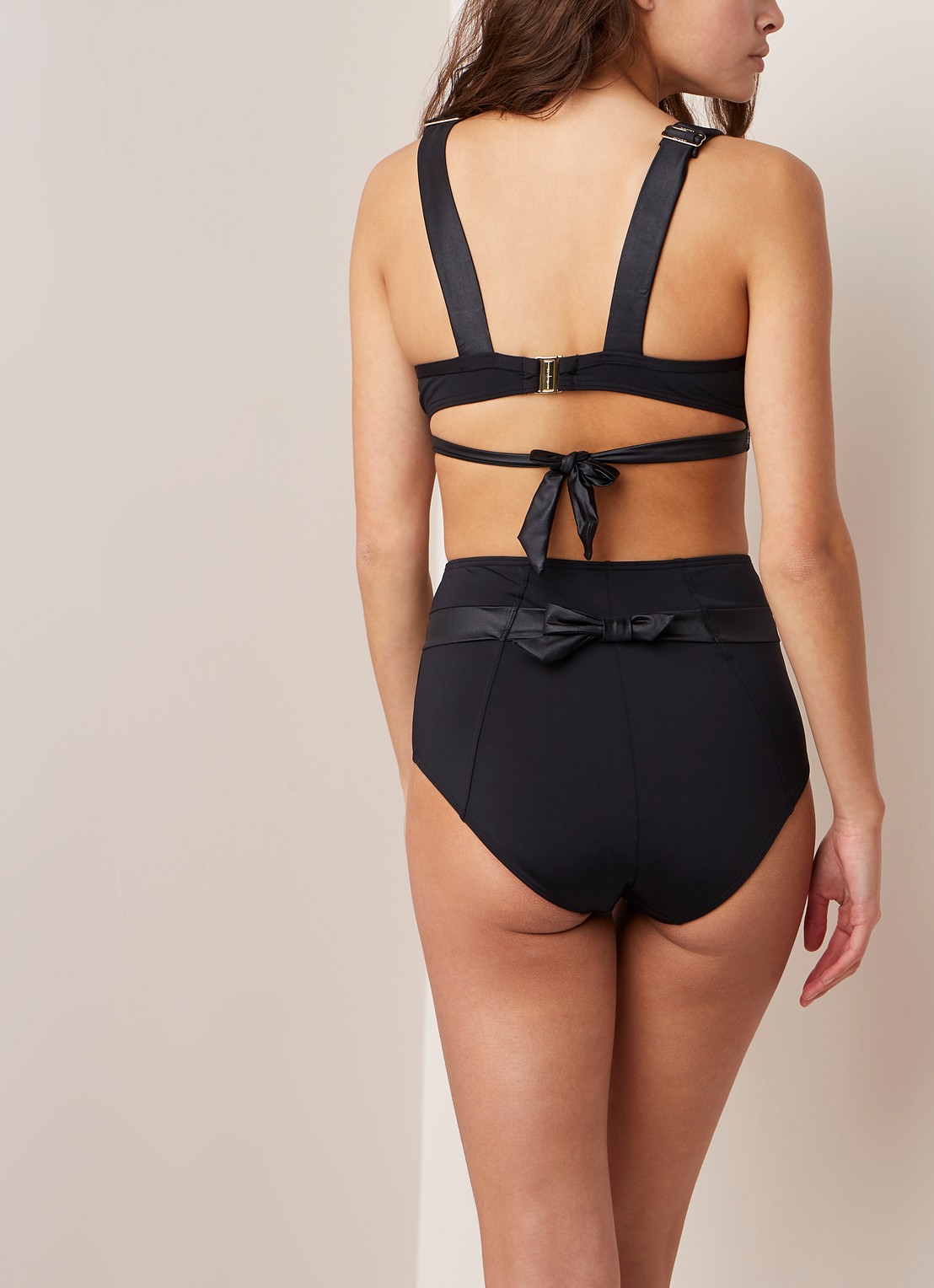 Marlies Dekkers Cache Coeur push-up bikinitop met beugelondersteuning - achterkant zwart