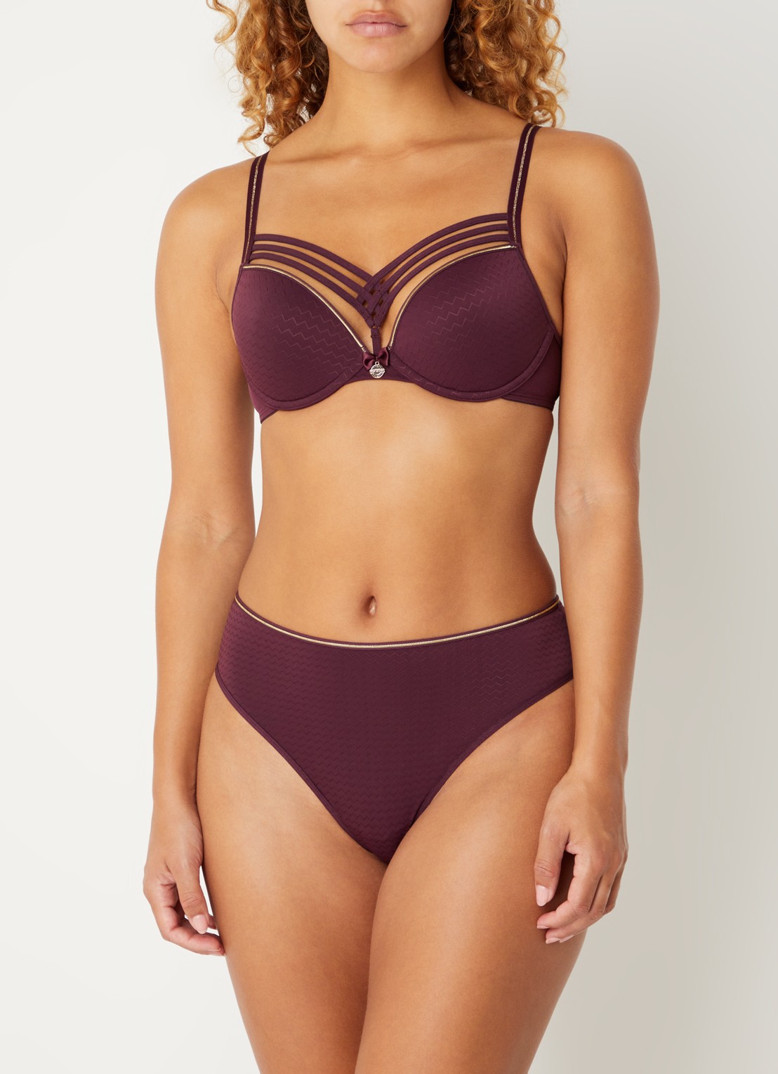 Marlies Dekkers Dame De Paris push-up bh - voorkant 3 bordeauxrood