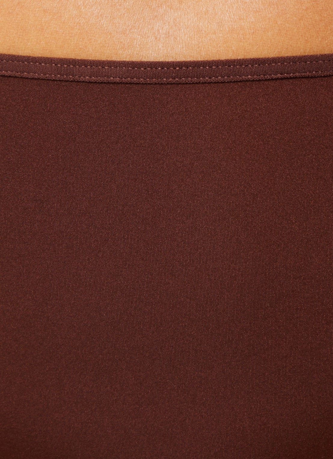 Marlies Dekkers String met overlay van kant - detail 4 bruin