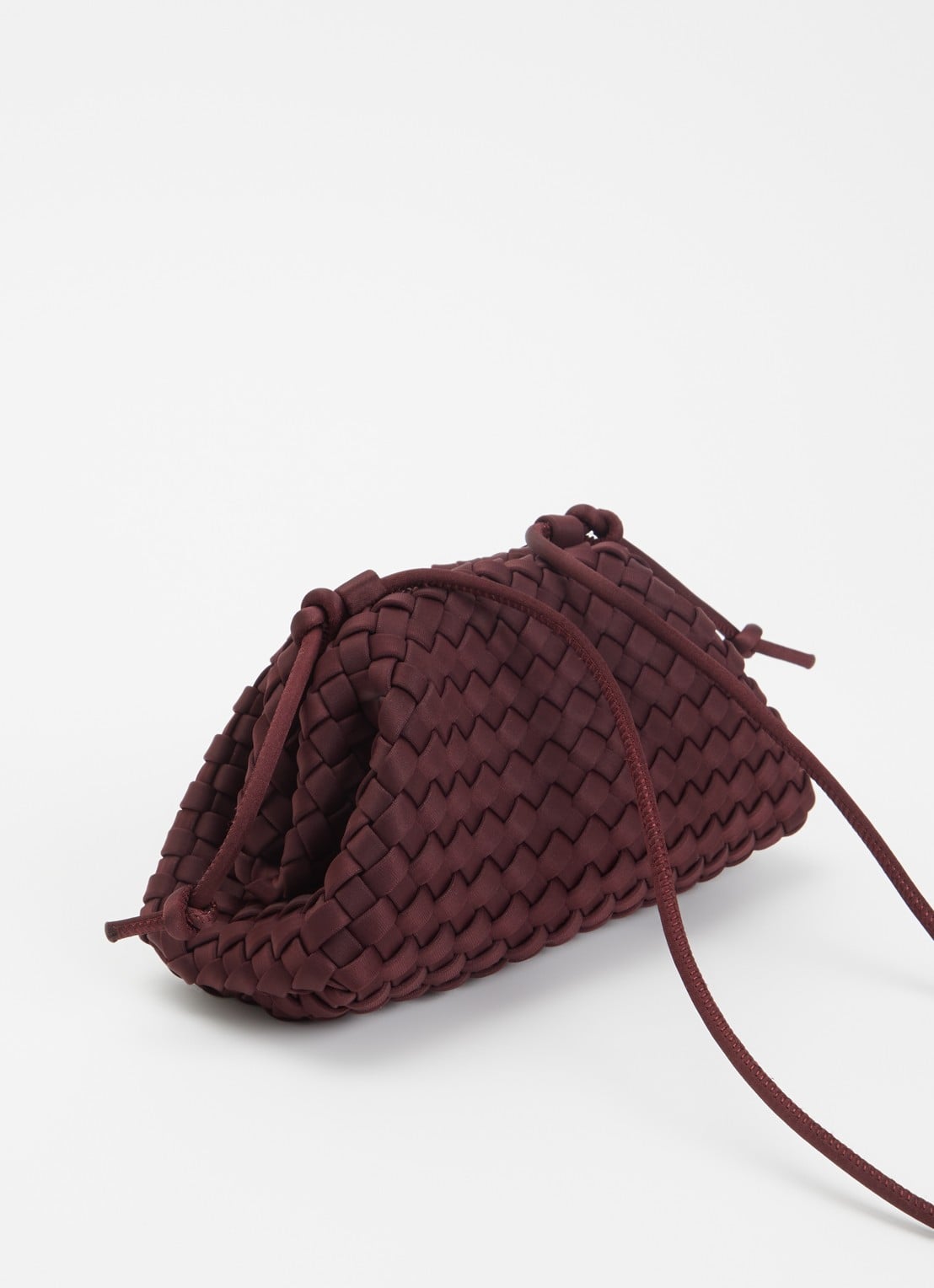 Marrea Pouch mini handtas met gevlochten detail  - achterkant 4 aubergine