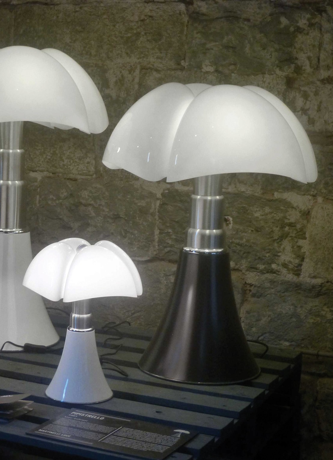 Martinelli Luce Pipistrello tafellamp LED dimbaar 66 x Ø55 cm - detail 5 donkerbruin