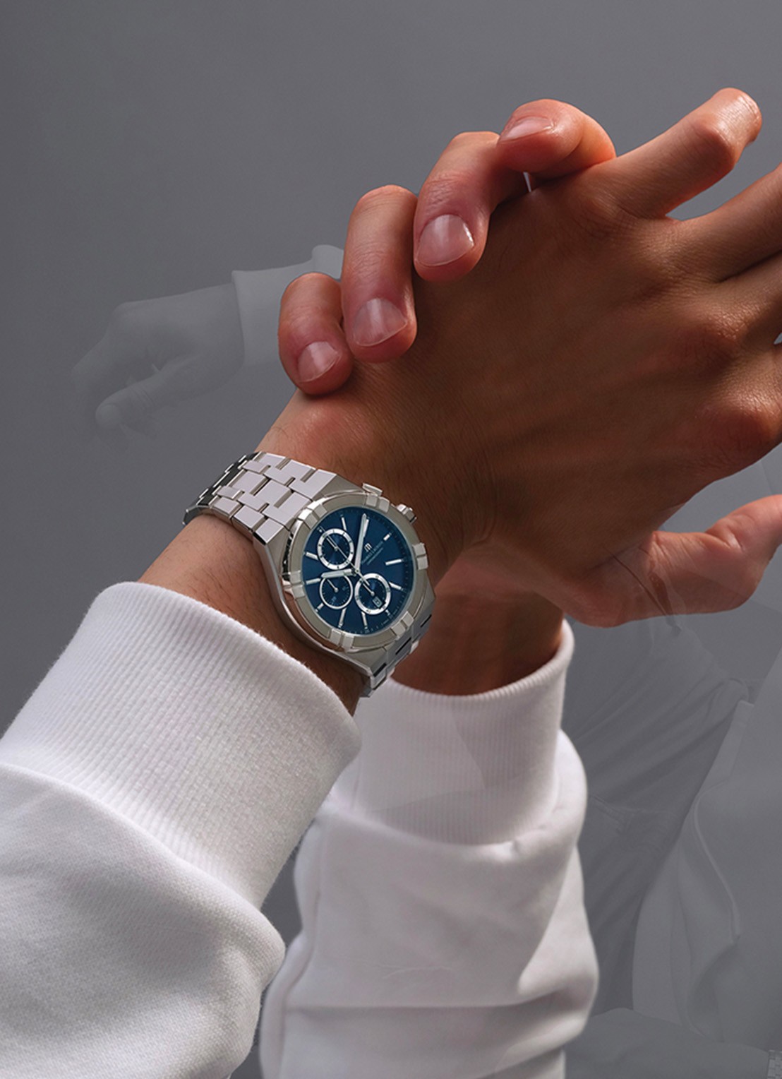 Maurice Lacroix Aikon Chronograaf horloge AI1118-SS002-430-1 - voorkant 2 zilver