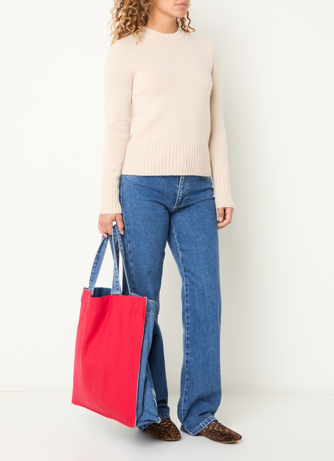 Max & Co Legume mid waist loose fit jeans met medium wassing - voorkant 5 indigo