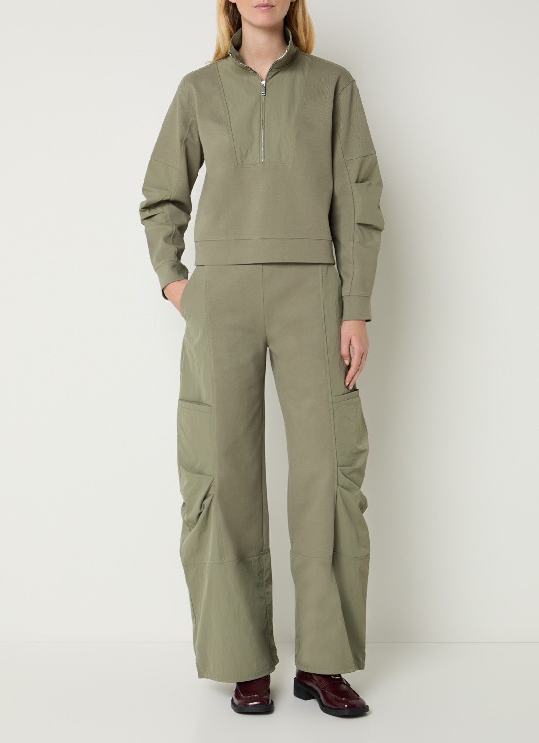 Max & Co Tambuto high waist wide fit cargobroek met elastische band - voorkant 2 olijfgroen