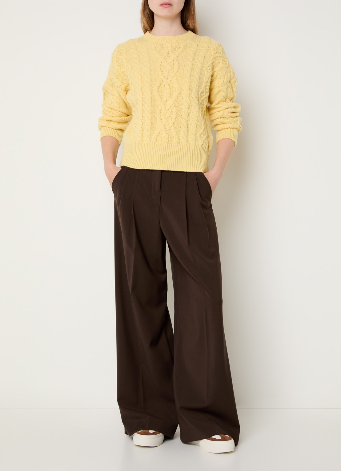 Max Mara Adelfi high waist wide fit pantalon van scheerwol - voorkant 4 donkerbruin