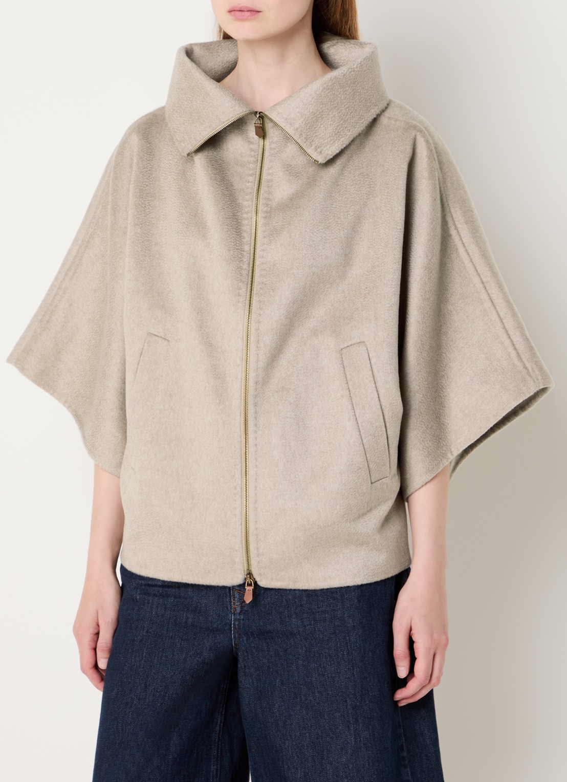 Max Mara Ala mantel van kasjmier met steekzakken - detail 2 beige