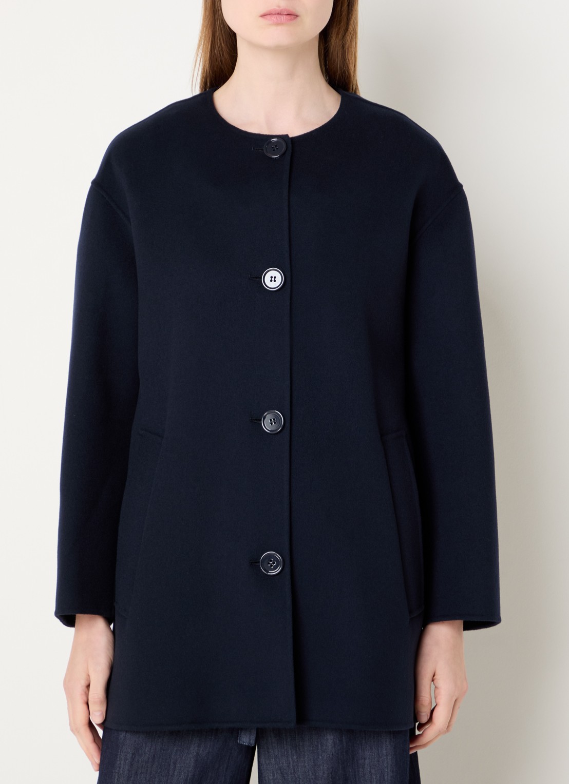 Max Mara Alicia mantel van scheerwol met steekzakken en sjaalkraag - detail 4 donkerblauw