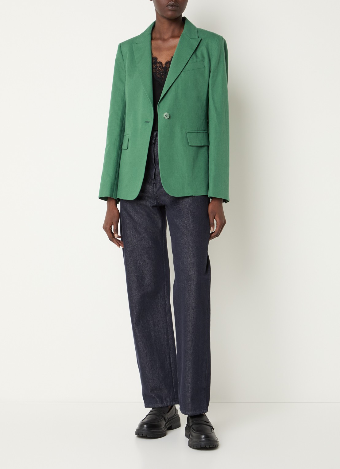 Max Mara Blazer met schoudervulling en klepzakken - voorkant 4 donkergroen
