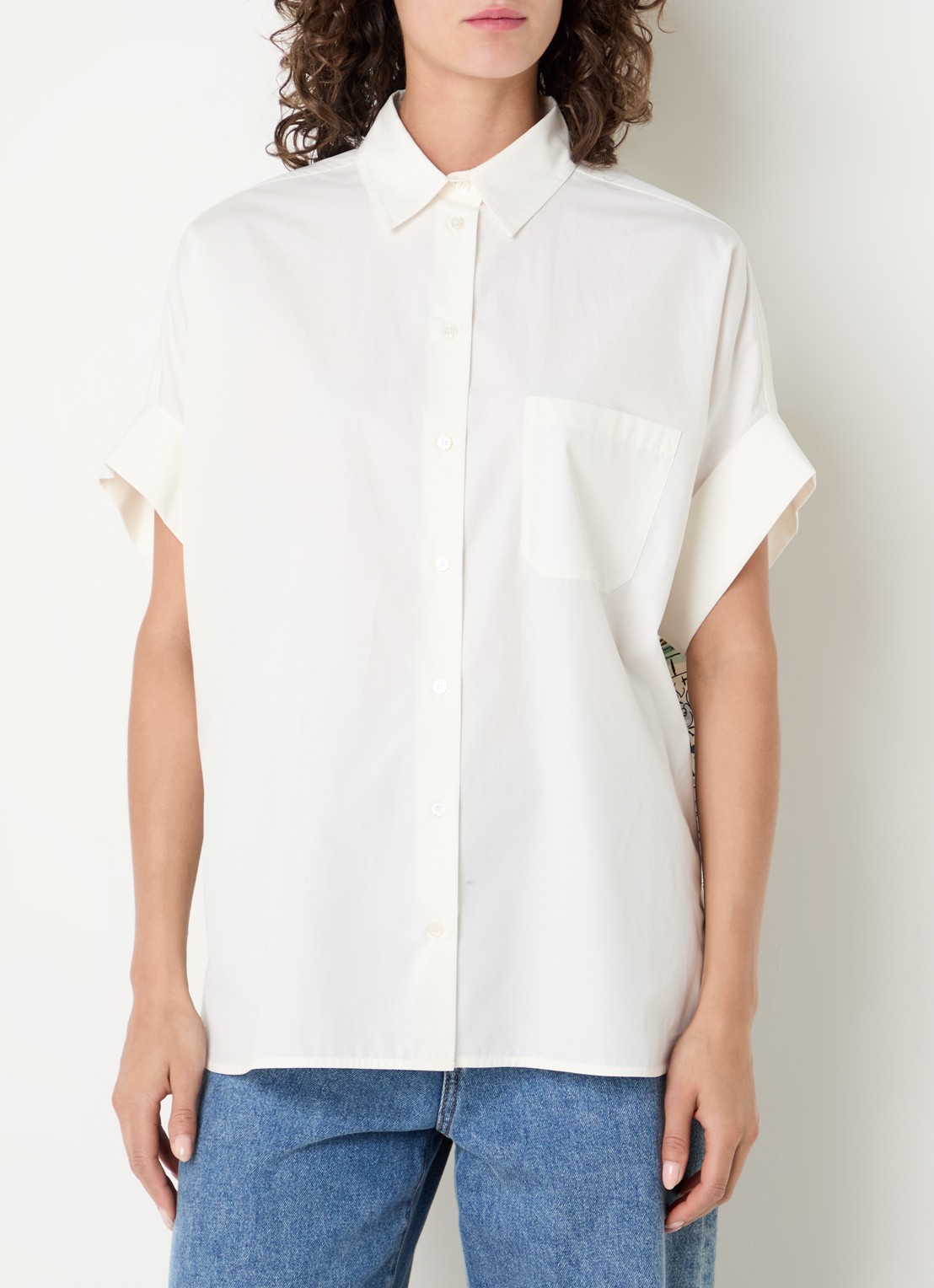Max Mara Blouse met backprint en borstzak - detail gebroken wit