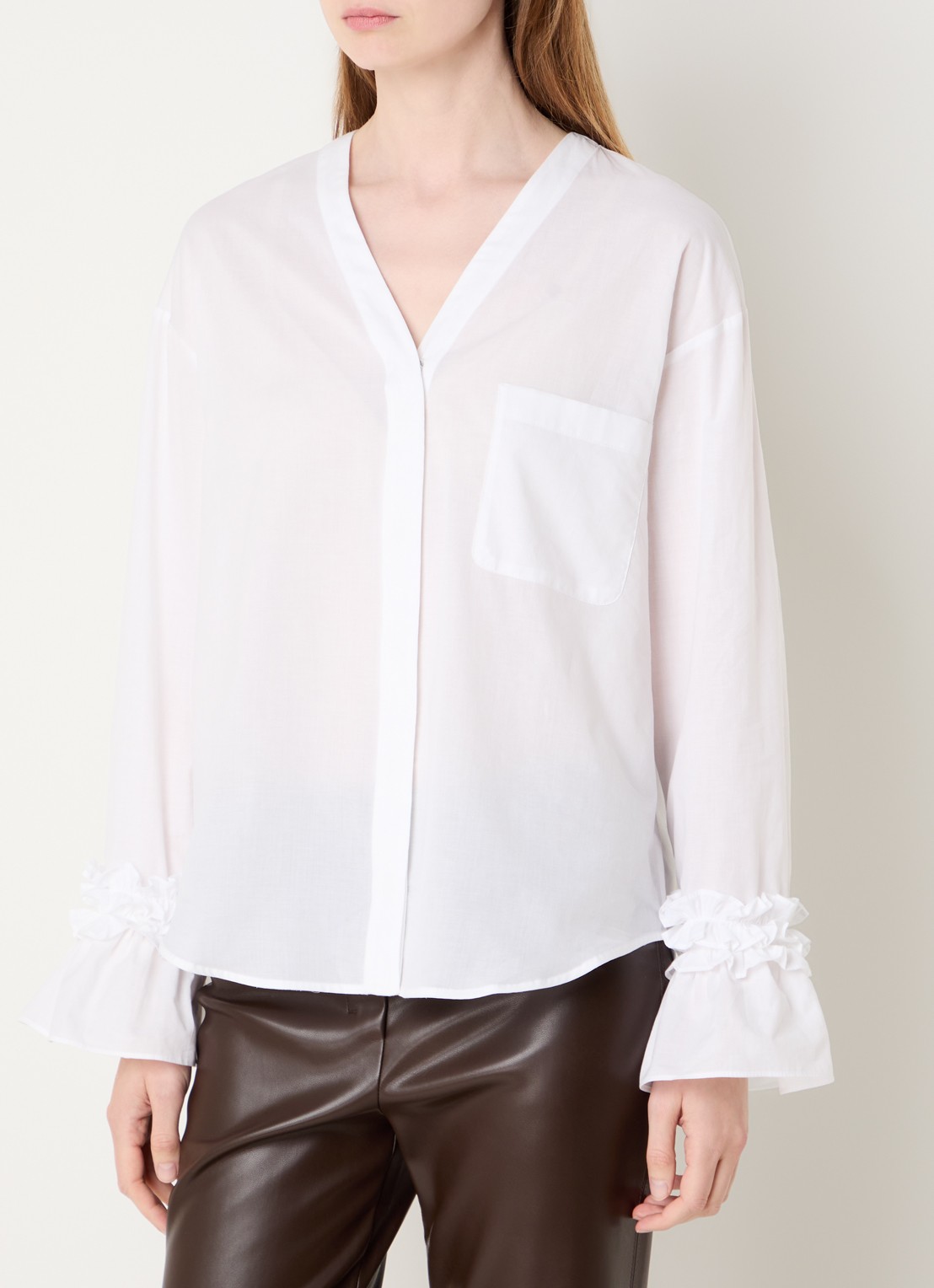 Max Mara Blouse met V-hals en trompetmouw - detail 3 wit