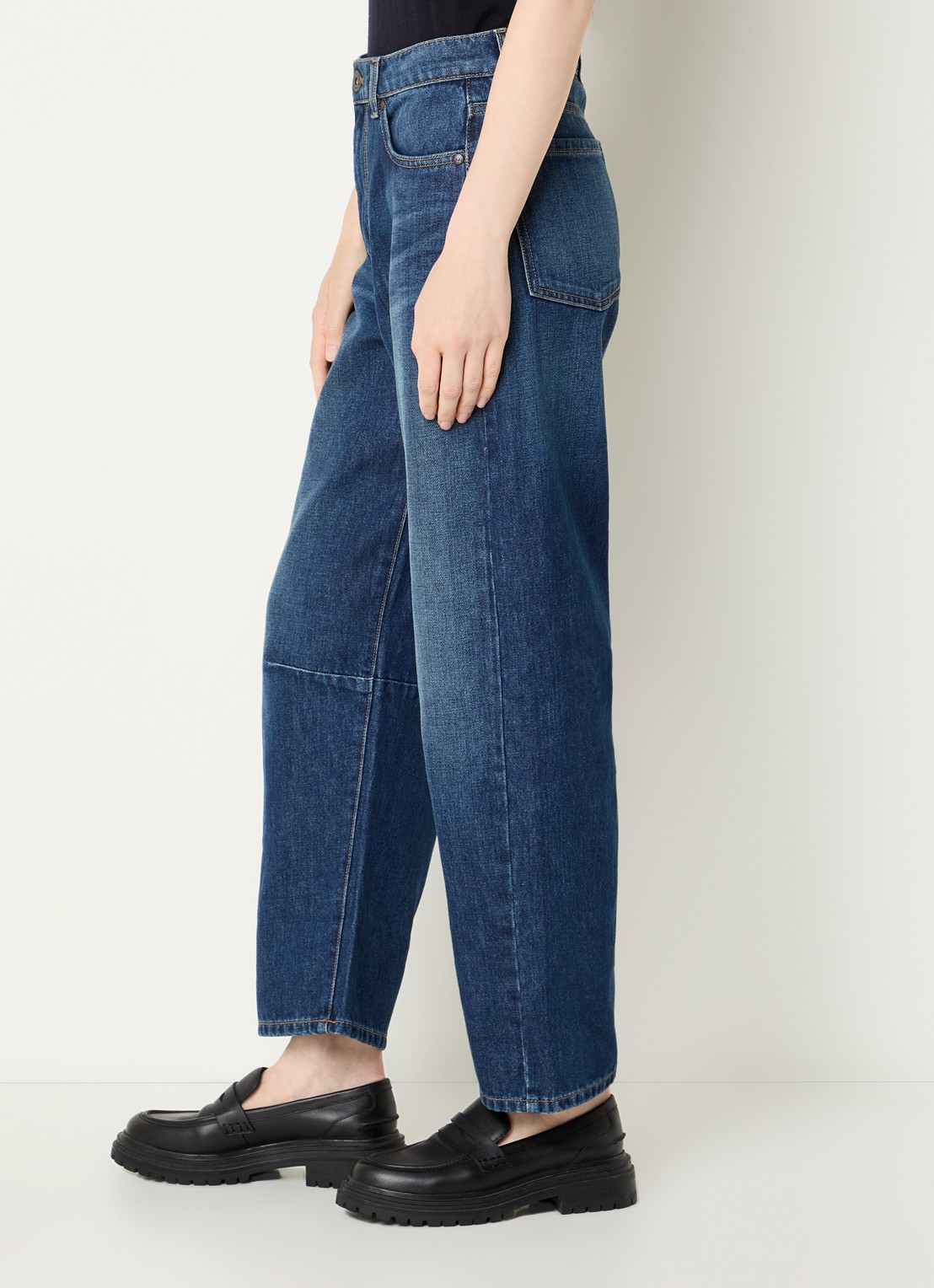 Max Mara Caduca mid waist tapered jeans met donkere wassing - detail 5 indigo